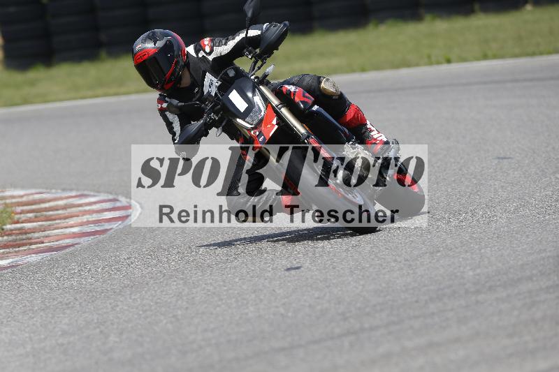 /27 12.06.2025 Ducati Schweiz Trackday Warmup  ADR/blau-bleu/ohne